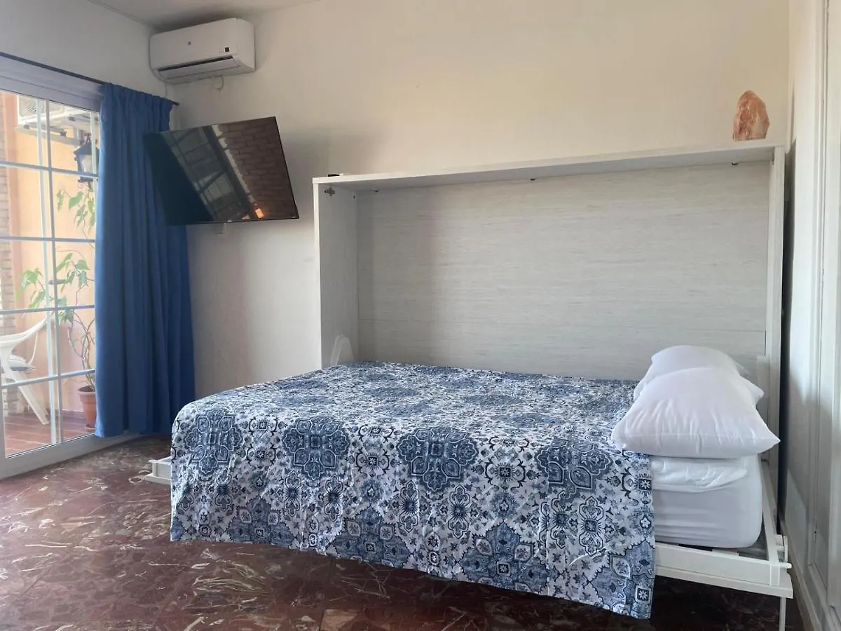 Apartamento Relaxing Studio By The Beach Benalmádena